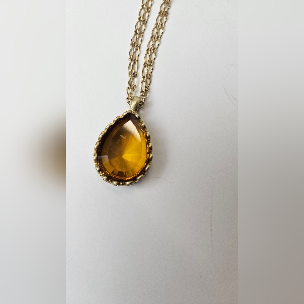 Necklace and Bracelet Set-Gold Tone w/ Yellow Stones